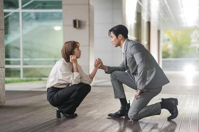  Jo Bo Ah y Rowoon en 'Un amor predestinado'. Foto: JTBC   